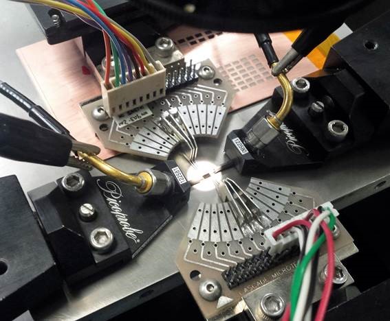 Radio frequency SOLDERLESS MEASUREMENTS ON MICROWAVE